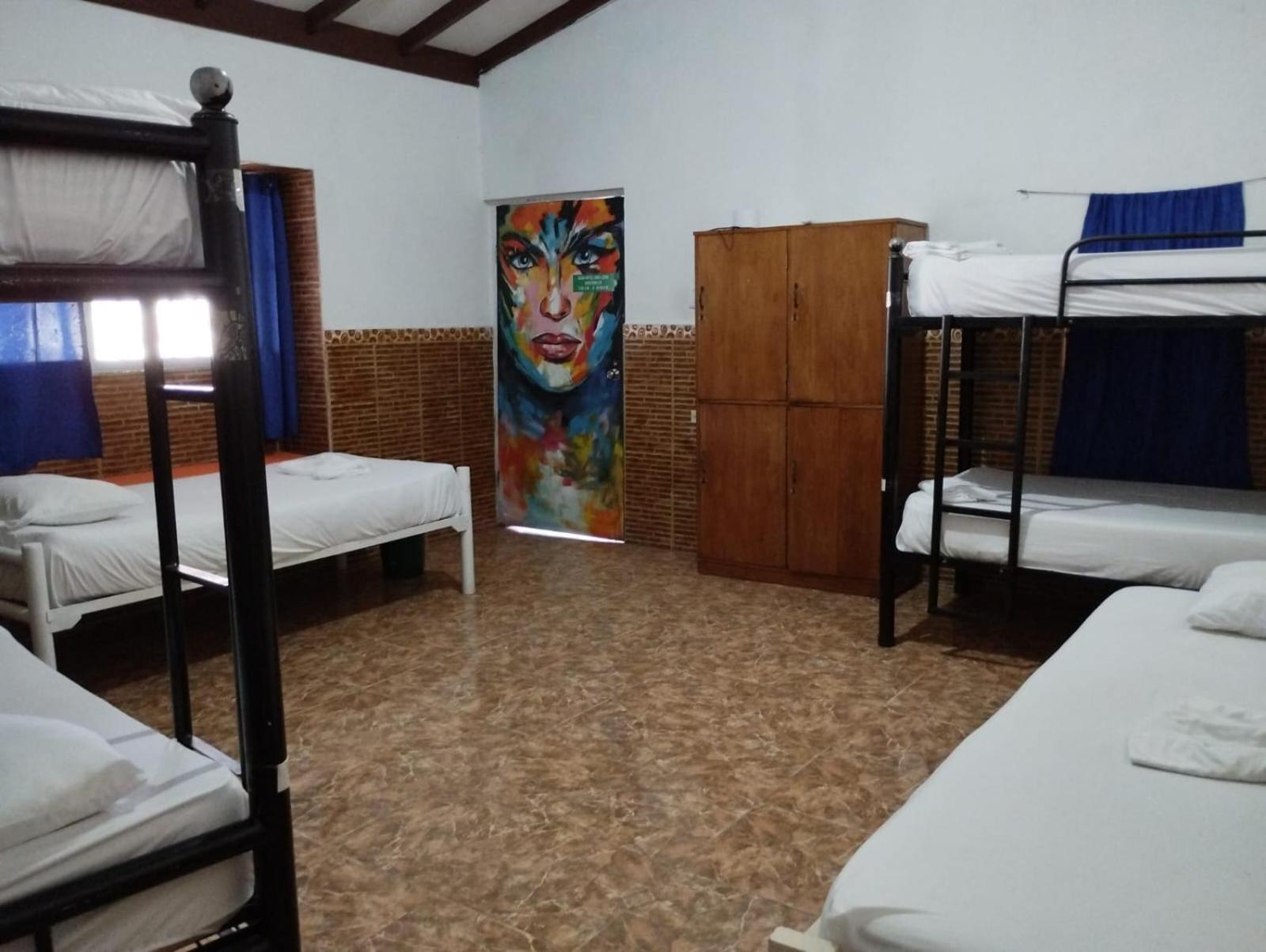 Hostal Luna Llena Getsemani Cartagena Eksteriør billede