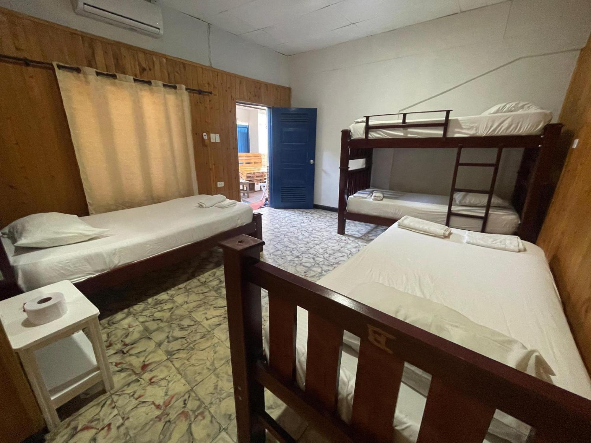 Hostal Luna Llena Getsemani Cartagena Eksteriør billede